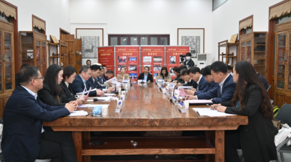 西北高等教育奠基人、中国现代医学先驱徐诵明雕像在2026世界杯官网落成